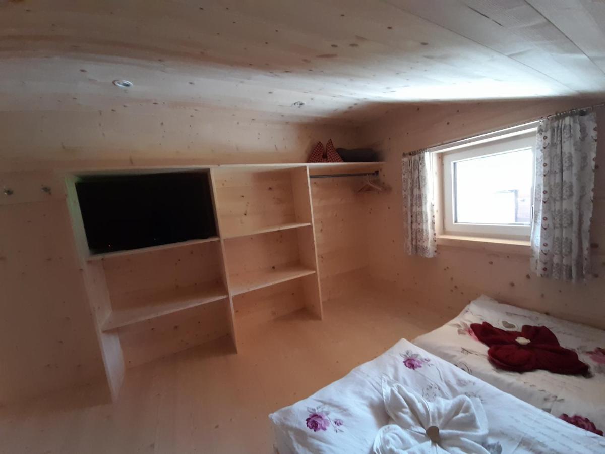 Apart Anna Stumm Kültér fotó